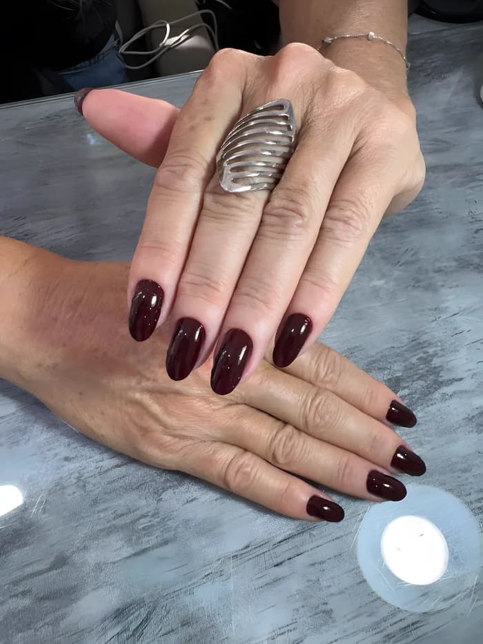 Unhas tradicionais
